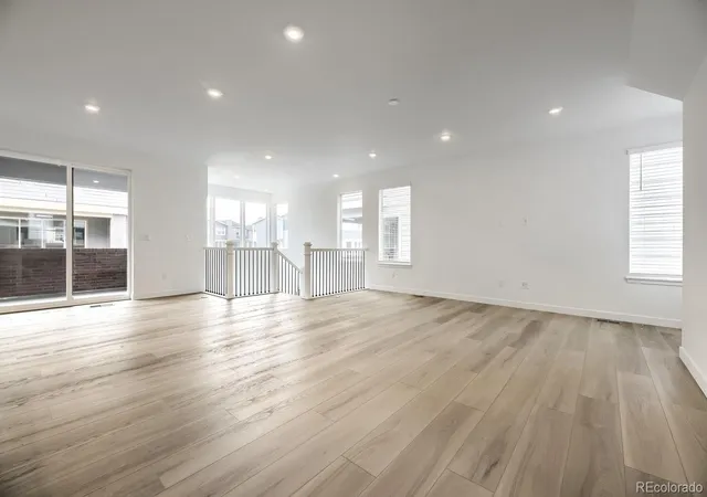 Photo 3 of Single family home for sale at 7729 S Mobile Way, Aurora, CO 80016 | MLS# 3271556 | Listing updated on 2026-10-08