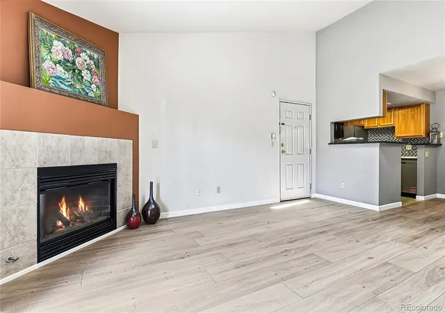 3rd image of 10293 E Peakview Ave, Englewood, CO 80111
