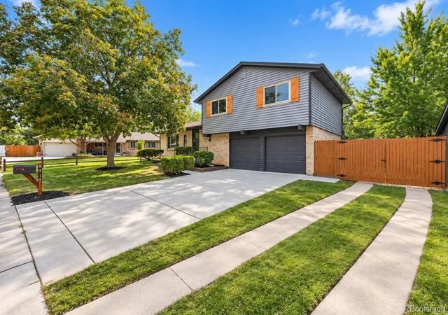 Photo 1 of Single family home for sale at 8414 Kendall Ct, Arvada, CO 80003 | MLS# 7599953 | Listing updated on 2026-09-22