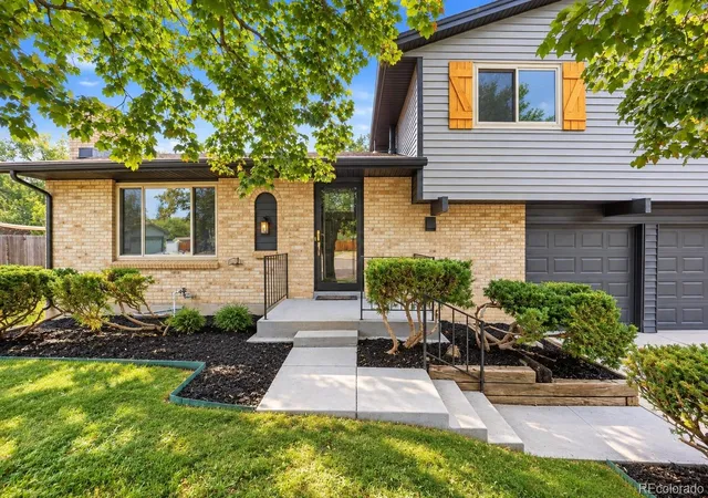Photo 3 of Single family home for sale at 8414 Kendall Ct, Arvada, CO 80003 | MLS# 7599953 | Listing updated on 2026-09-22