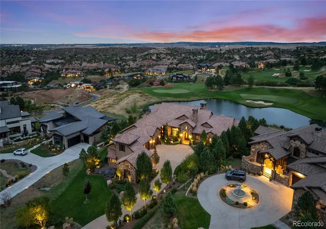Photo 2 of Single family home for sale at 11328 Dante Cir, Littleton, CO 80125 | MLS# 5288833 | Listing updated on 2026-06-19
