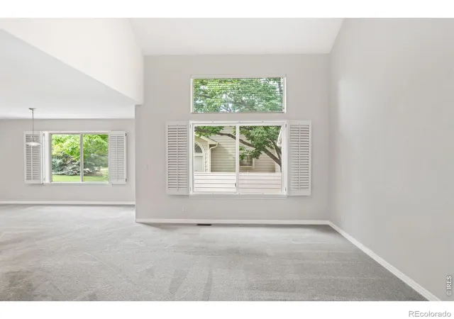 3rd image of 926 Hover Ridge Cir, Longmont, CO 80501 | MLS# IR1062006