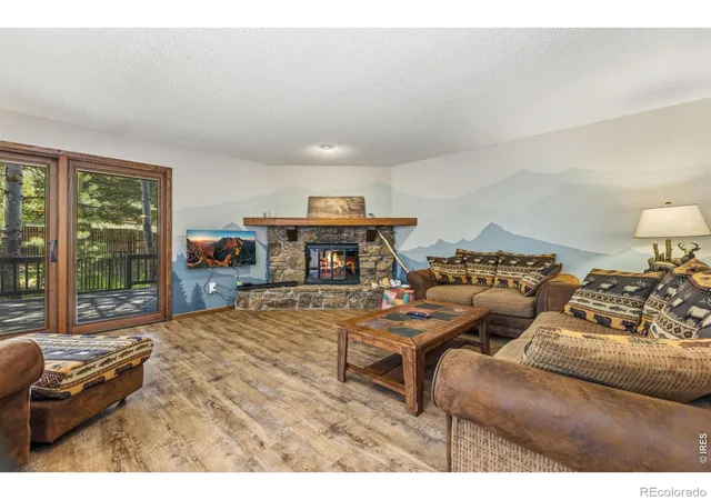 4th image of 640 Macgregor Ave, Estes Park, CO 80517