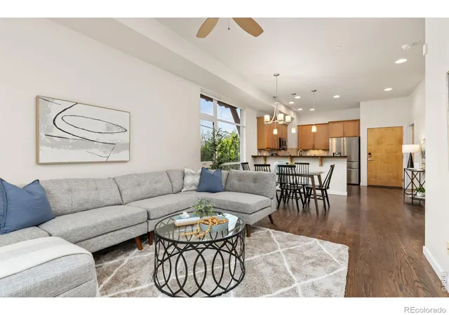 Listing Photo 5 - Condo for sale in building located at 4194 Longview Ln, Boulder, CO 80301