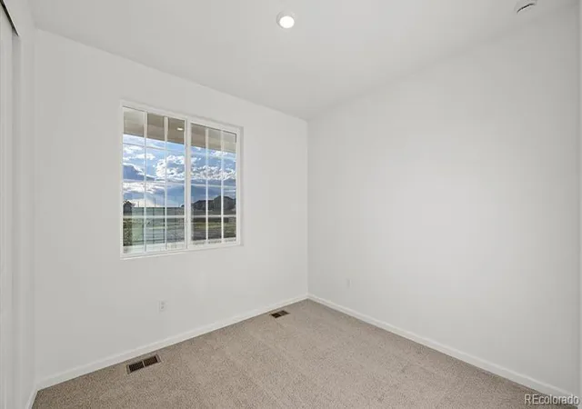 Photo 3 of Single family home for sale at 410 Maple St, Keenesburg, CO 80643 | MLS# 3700374 | Listing updated on 2026-09-25