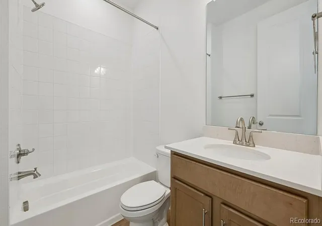 Photo 4 of Single family home for sale at 410 Maple St, Keenesburg, CO 80643 | MLS# 3700374 | Listing updated on 2026-09-25