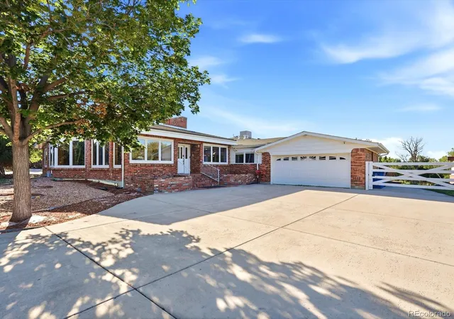 3rd image of 8280 Queen St, Arvada, CO 80005 | MLS# 3641906