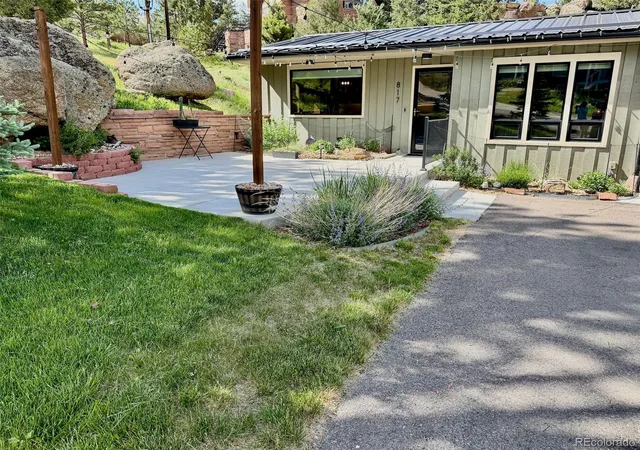 2nd image of 817 Big Horn Dr, Estes Park, CO 80517 | MLS# 9424587
