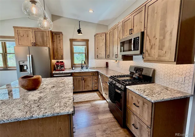 4th image of 817 Big Horn Dr, Estes Park, CO 80517 | MLS# 9424587