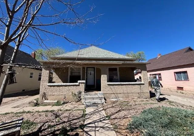 Photo 1 of Single family home for sale at 1421 E Orman Ave, Pueblo, CO 81004 | MLS# 5893493 | Listing updated on 2026-06-28