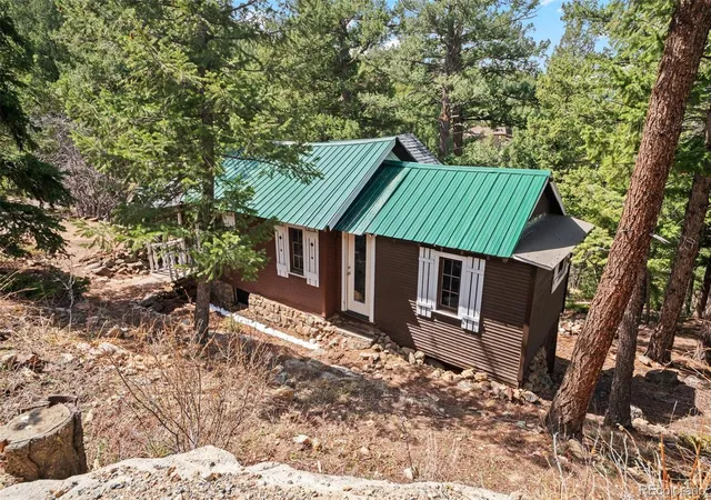 Photo 4 of Single family home for sale at 26751 Fern Gulch Rd, Evergreen, CO 80439 | MLS# 6259156 | Listing updated on 2026-08-20