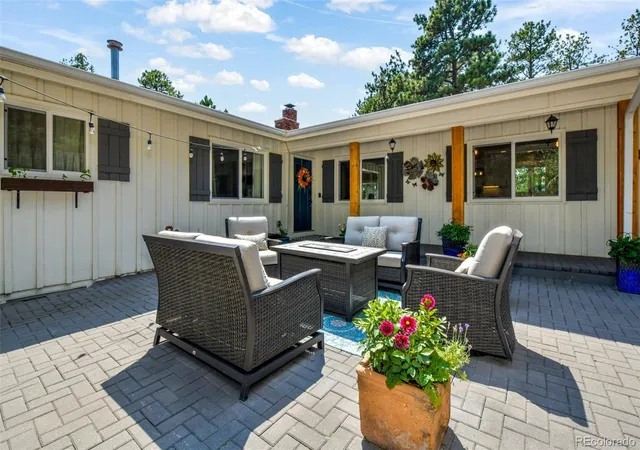 Photo 2 of Single family home for sale at 435 Wolverine Way, Monument, CO 80132 | MLS# 7653639 | Listing updated on 2026-08-18