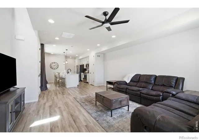 5th image of 6109 Louisville Ct, Frederick, CO 80504 | MLS# IR1062060
