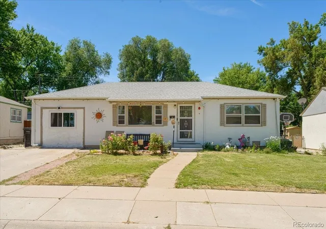 Homes for sale in Pueblo, CO | 1120 Alexander Cir, Pueblo, CO 81001 | MLS# 4107266
