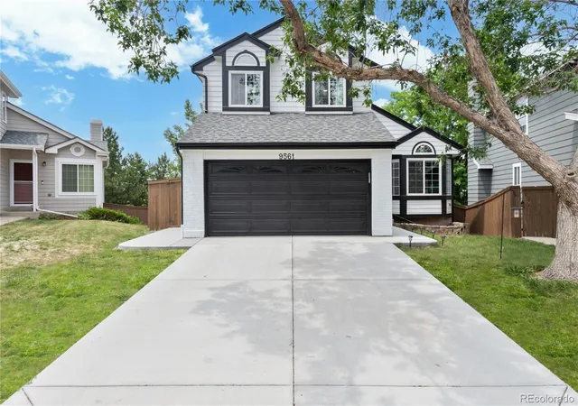 2nd image of 9561 Brentford Dr, Littleton, CO 80130 | MLS# 7018783