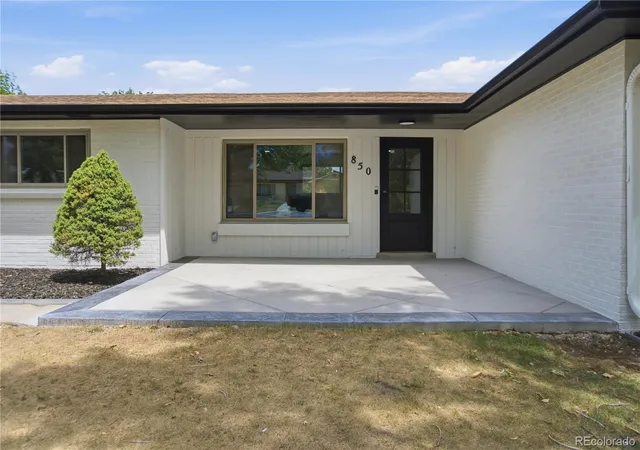 3rd image of 850 S Everett St, Lakewood, CO 80226 | MLS# 4440768