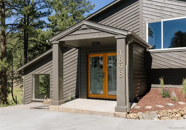 Photo 1 of Single family home for sale at 1898 Kerr Gulch Rd, Evergreen, CO 80439 | MLS# 1622210 | Listing updated on 2026-09-24