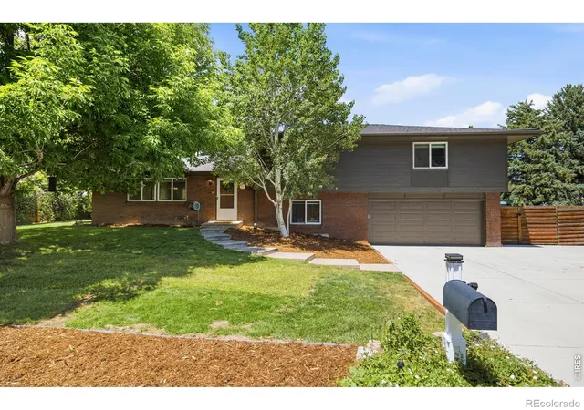 Photo 3 of Single family home for sale at 1624 Buckeye St, Fort Collins, CO 80524 | MLS# IR1062070 | Listing updated on 2026-10-08