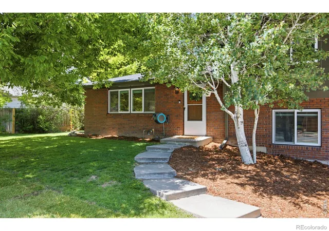 Photo 4 of Single family home for sale at 1624 Buckeye St, Fort Collins, CO 80524 | MLS# IR1062070 | Listing updated on 2026-10-08