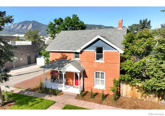 Photo 2 of Single family home for sale at 2025 18th Street, Boulder, CO 80302 | MLS# IR1062086 | Listing updated on 2026-10-10