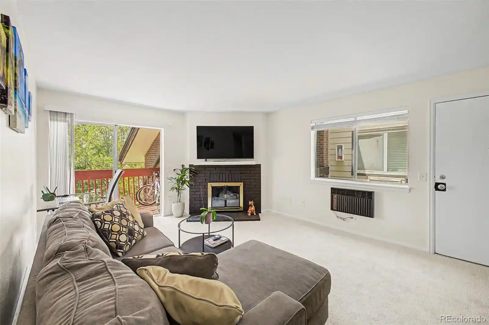 Listing Photo 2 - Condo for sale in 14500 E 2nd Ave located at 14500 E 2nd Ave, Aurora, CO 80011 - Unit #A307