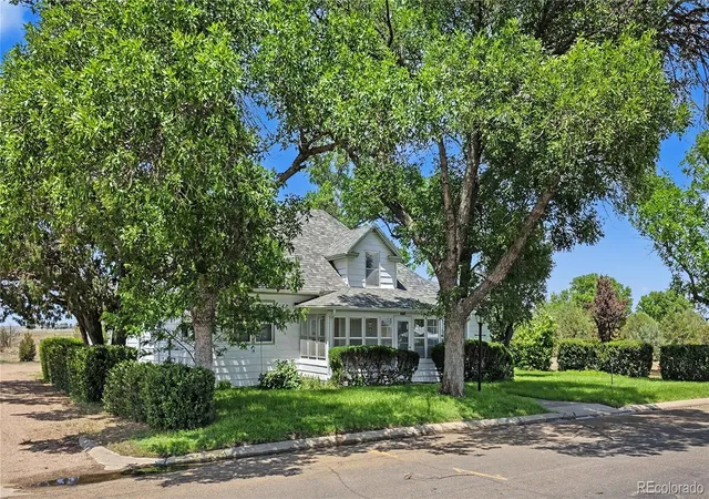 Photo 2 of Single family home for sale at 200 E 10th Street, Julesburg, CO 80737 | MLS# 7342147 | Listing updated on 2026-10-02