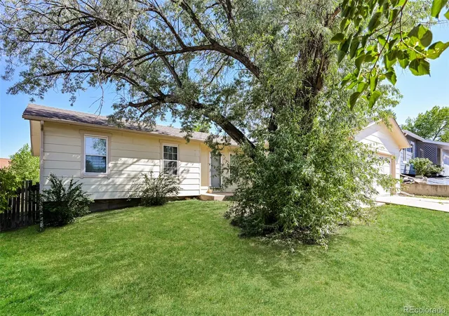 2nd image of 18064 E Ford Pl, Aurora, CO 80017 | MLS# 3391997