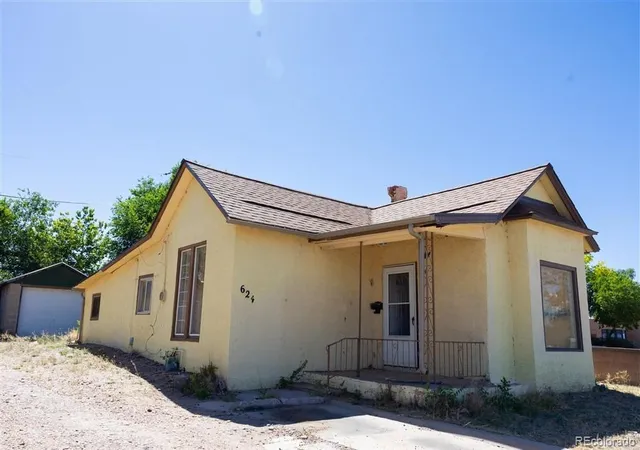 1st image of 624 W Corona Ave, Pueblo, CO 81004 | MLS# 6326385
