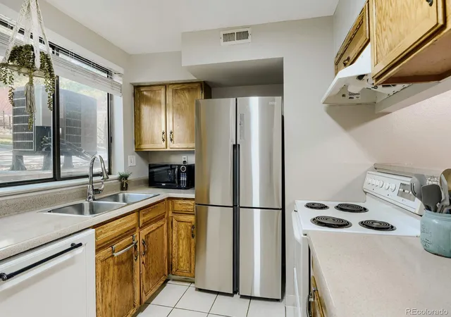 5th image of 333 W Lehow Ave, Englewood, CO 80110