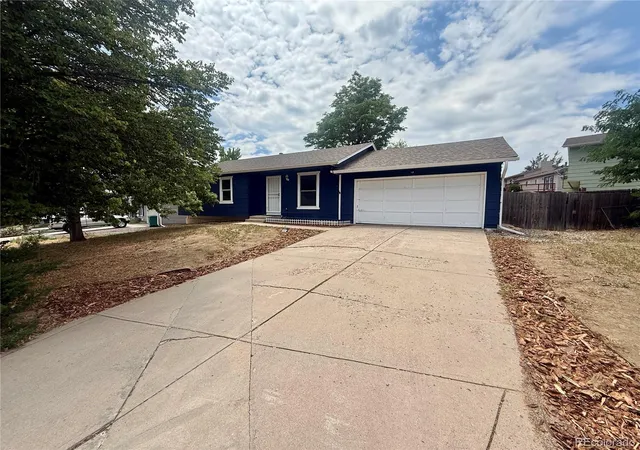 2nd image of 2003 S Idalia St, Aurora, CO 80013 | MLS# 7004180