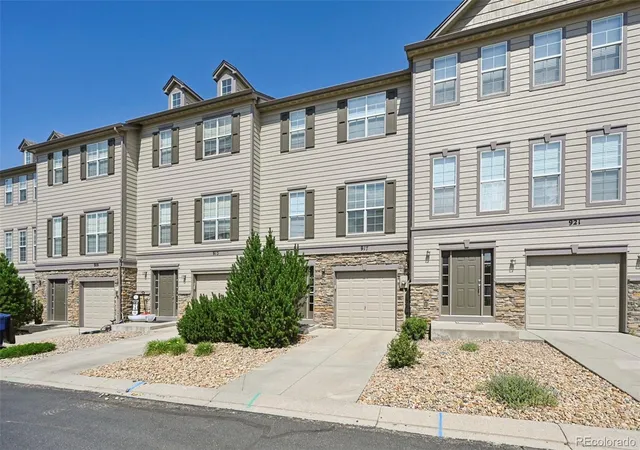 Homes for sale in Monument, CO | 917 Burning Bush Pt, Monument, CO 80132 | MLS# 5491037