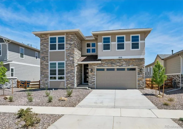 2nd image of 25131 E Evans Dr, Aurora, CO 80018 | MLS# 4881878