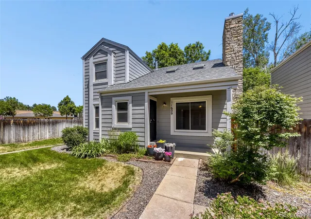 Photo 3 of Single family home for sale at 11609 E Cornell Cir, Aurora, CO 80014 | MLS# 3528399 | Listing updated on 2026-08-08