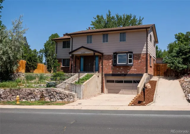 1st image of 10939 E Harvard Dr, Aurora, CO 80014 | MLS# 5082129