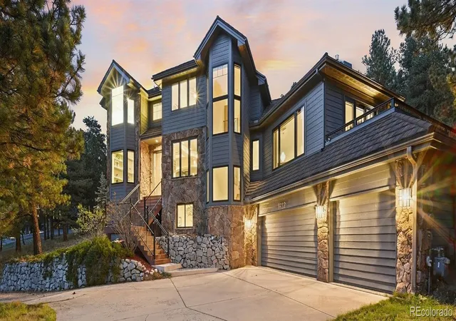 Photo 2 of Single family home for sale at 1922 Baldy Ln, Evergreen, CO 80439 | MLS# 5214287 | Listing updated on 2026-10-13