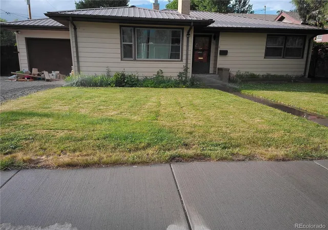 Homes for sale in Alamosa, CO | 711 1st St, Alamosa, CO 81101 | MLS# 9307062