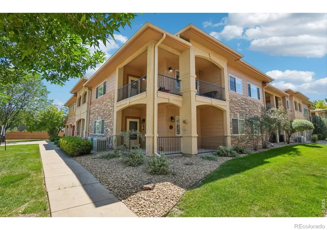 2nd image of 1703 Whitehall Dr #8C, Longmont, CO 80504 | MLS# IR1062162