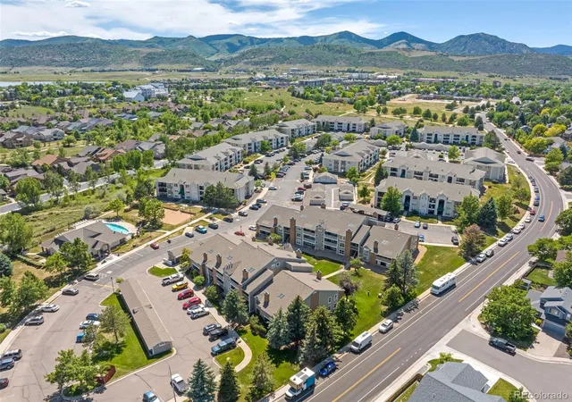 2nd image of 12043 W Cross Dr, Littleton, CO 80127