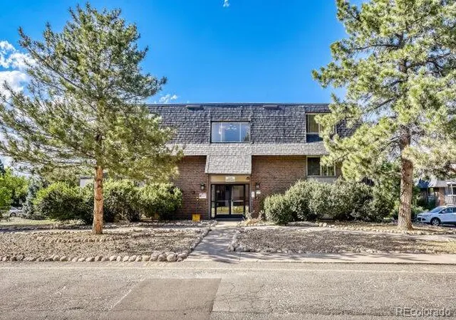 Homes for sale in Centennial, CO | 209 E Highline Cir #104, Centennial, CO 80122 | MLS# 2727430
