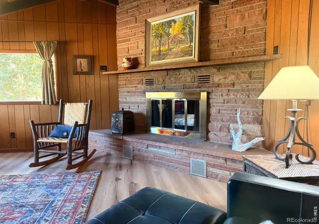 Photo 4 of Single family home for sale at 438 Aspen Dr, Lyons, CO 80540 | MLS# IR1062191 | Listing updated on 2026-10-10