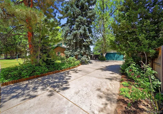 Photo 2 of Single family home for sale at 7582 S Ames Way, Littleton, CO 80128 | MLS# 7950726 | Listing updated on 2026-09-21
