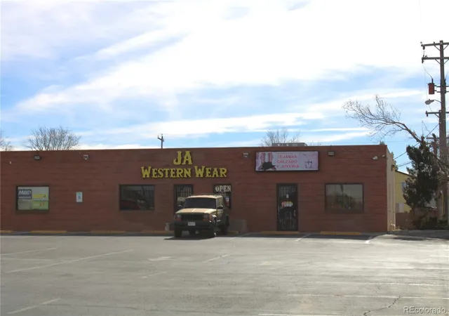 5th image of 6343 Ivy St, Commerce City, CO 80022 | MLS# 4244070