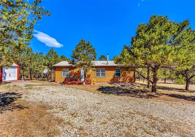 1st image of 1576 I Path, Cotopaxi, CO 81223 | MLS# 3229325
