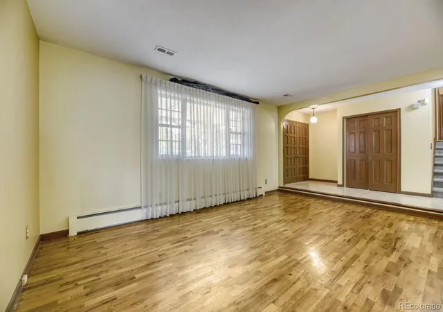 4th image of 3724 S Poplar St, Denver, CO 80237 | MLS# 6448108