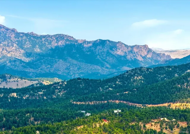 14th image of 543 Crescent Lake Rd, Golden, CO 80403 | MLS# 3921848