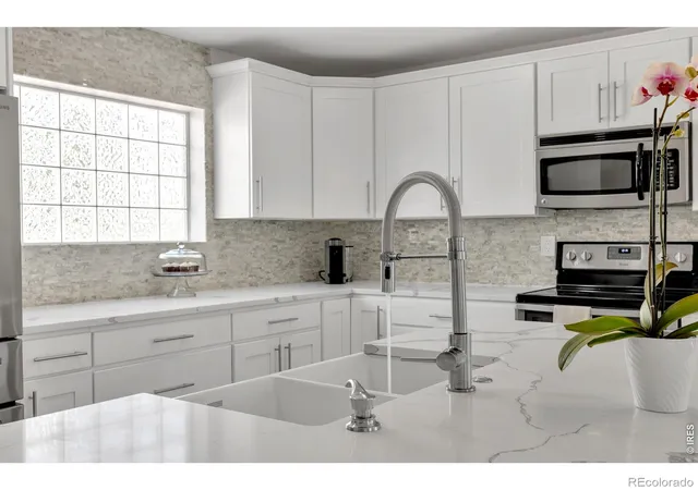 3rd image of 3855 Beechwood Ln, Johnstown, CO 80534 | MLS# IR1062254