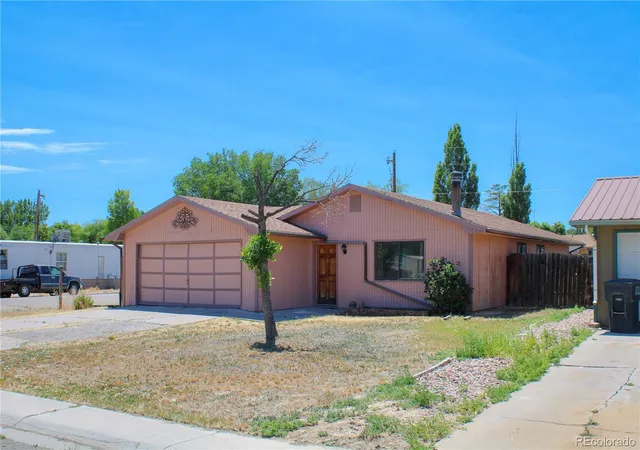 Photo 2 of Single family home for sale at 255 E Raven Ave, Rangely, CO 81648 | MLS# 5600579 | Listing updated on 2026-10-20