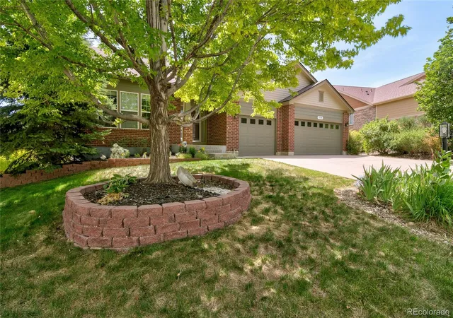Photo 3 of Single family home for sale at 22226 E Glasgow Pl, Aurora, CO 80016 | MLS# 3543318 | Listing updated on 2026-10-17