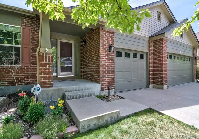 Photo 3 of Single family home for sale at 22226 E Glasgow Pl, Aurora, CO 80016 | MLS# 3543318 | Listing updated on 2026-10-17