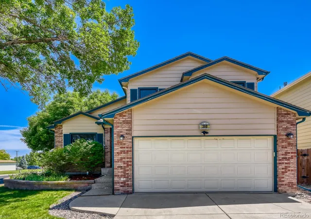 Photo 1 of Single family home for sale at 398 Pin Oak Dr, Loveland, CO 80538 | MLS# 7734615 | Listing updated on 2026-09-30
